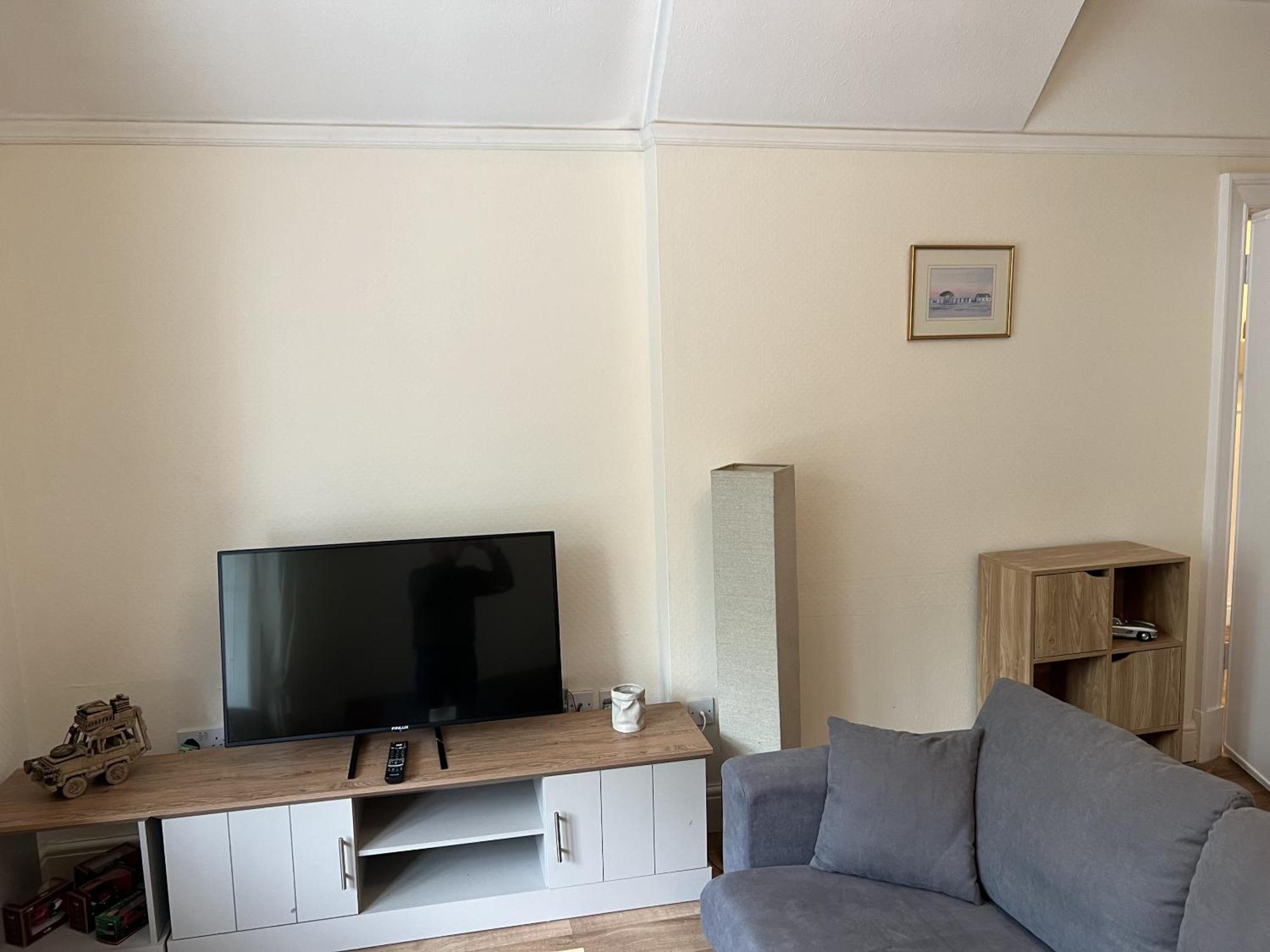 The Talbot And Apartment إيوِرن منستير المظهر الخارجي الصورة